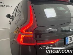 Volvo XC60 B5 Ultra темный Air Air Suspension 2026 года из Южной Кореи