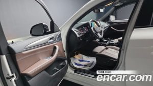 BMW X4 xDrive20i M Sport 2024 года из Южной Кореи