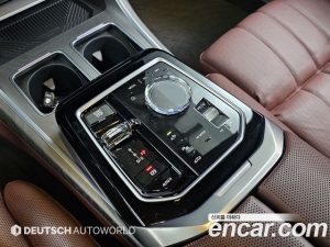 BMW 7-Series 740i sDrive Design Pure Excellence 2023 года из Южной Кореи