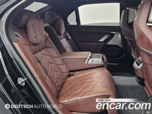 BMW 7-Series 740i sDrive Design Pure Excellence 2023 года из Южной Кореи
