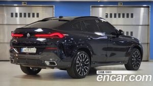 BMW X6 xDrive40i M Sport 2025 года из Южной Кореи
