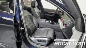 BMW 5-Series 530e M Sport 2026 года из Южной Кореи