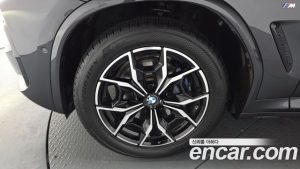 BMW X4 xDrive20i M Sport 2024 года из Южной Кореи