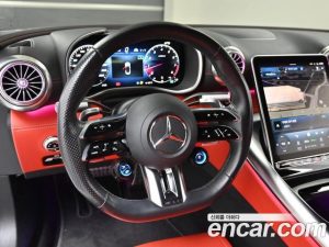 Mercedes-Benz SL-Class AMG SL63 4MATIC+ 2023 года из Южной Кореи