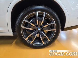 BMW X4 xDrive20d M Sport 2025 года из Южной Кореи