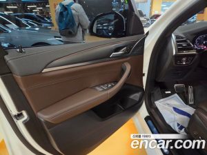 BMW X4 xDrive20d M Sport 2025 года из Южной Кореи