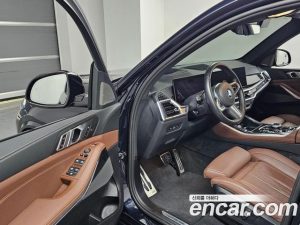 BMW X5 xDrive 40i M Sport 2024 года из Южной Кореи