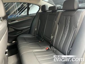 BMW 5-Series 530i Luxury 2023 года из Южной Кореи