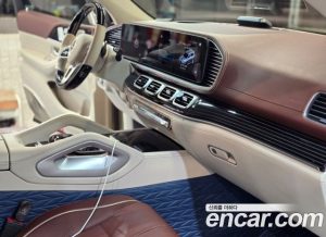 Mercedes-Benz GLS-Class Maybach GLS600 4MATIC MANUFAKTUR 2023 года из Южной Кореи