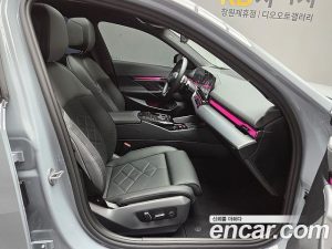 BMW 5-Series 530i xDrive M Sport 2025 года из Южной Кореи
