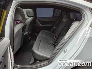 BMW 5-Series 530i xDrive M Sport 2025 года из Южной Кореи