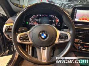 BMW 5-Series 523d M Sport 2023 года из Южной Кореи