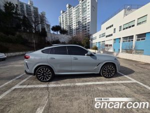 BMW X6 xDrive40i M Sport 2024 года из Южной Кореи