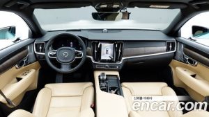Volvo S90 B6 AWD Inscription 2022 года из Южной Кореи