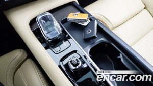 Volvo S90 B6 AWD Inscription 2022 года из Южной Кореи