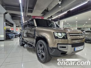 Land Rover Defender 110 D250 X- SE 2025 года из Южной Кореи