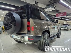 Land Rover Defender 110 D250 X- SE 2025 года из Южной Кореи