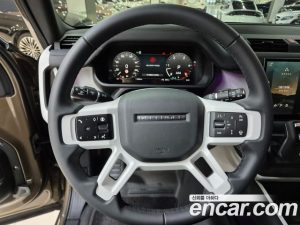 Land Rover Defender 110 D250 X- SE 2025 года из Южной Кореи