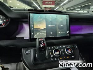 Land Rover Defender 110 D250 X- SE 2025 года из Южной Кореи