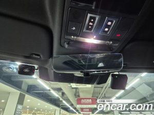 Land Rover Defender 110 D250 X- SE 2025 года из Южной Кореи