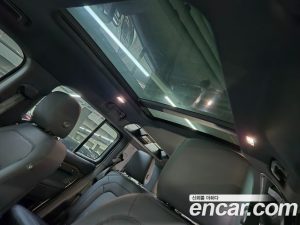 Land Rover Defender 110 D250 X- SE 2025 года из Южной Кореи