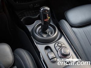 Mini Clubman JCW 2023 года из Южной Кореи