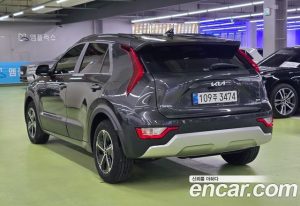 Kia Niro Prestige 2025 года из Южной Кореи