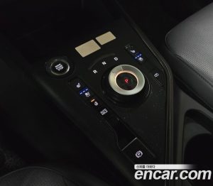 Kia Niro Prestige 2025 года из Южной Кореи