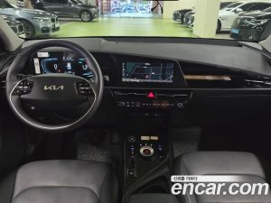 Kia Niro Prestige 2025 года из Южной Кореи