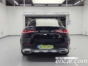 Mercedes-Benz GLC-Class GLC300 4MATIC Coupe 2024 года из Южной Кореи