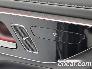 Mercedes-Benz GLC-Class GLC300 4MATIC Coupe 2024 года из Южной Кореи