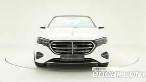 Mercedes-Benz E-Class E350e 4MATIC 2025 года из Южной Кореи