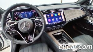 Mercedes-Benz E-Class E350e 4MATIC 2025 года из Южной Кореи