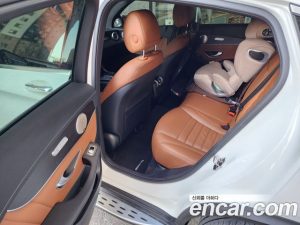 Mercedes-Benz GLC-Class GLC300 4MATIC Coupe 2023 года из Южной Кореи