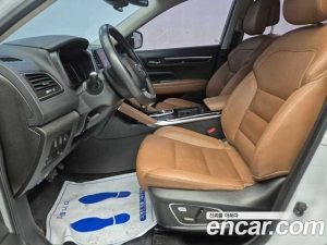 Renault-KoreaSamsung QM6 2.0 LPe RE 2WD 2024 года из Южной Кореи