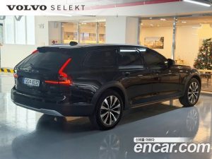 Volvo V90 B5 ULTIMATE AWD 2024 года из Южной Кореи
