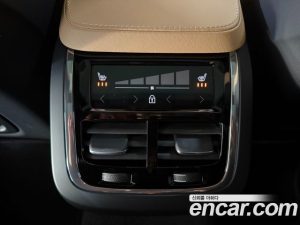 Volvo V90 B5 ULTIMATE AWD 2024 года из Южной Кореи