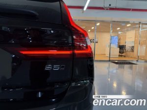 Volvo V90 B5 ULTIMATE AWD 2024 года из Южной Кореи