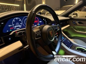 Porsche Taycan Base 2023 года из Южной Кореи