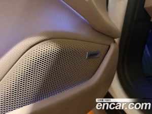 Porsche Taycan Base 2023 года из Южной Кореи