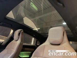 Porsche Taycan Base 2023 года из Южной Кореи