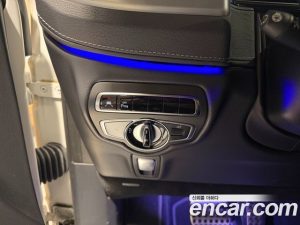 Mercedes-Benz G-Class G400d 2024 года из Южной Кореи