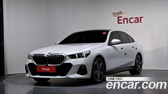 BMW 5-Series 530i xDrive M Sport 2024 года из Кореи