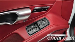 Porsche 718 4.0 GTS 2024 года из Южной Кореи