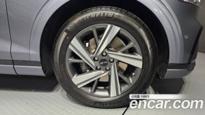 Genesis GV70 2.5T Бензин 2WD 2025 года из Южной Кореи