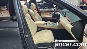 Genesis GV70 2.5T Бензин 2WD 2025 года из Южной Кореи