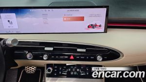 Genesis GV70 2.5T Бензин 2WD 2025 года из Южной Кореи