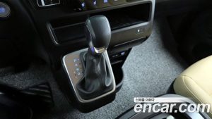 Hyundai Staria HEV 1.6 Wagon 5 2025 года из Южной Кореи
