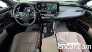 Lexus ES Executive 2025 года из Южной Кореи