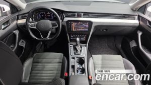 Volkswagen Passat 2.0 TDI Premium 2022 года из Южной Кореи